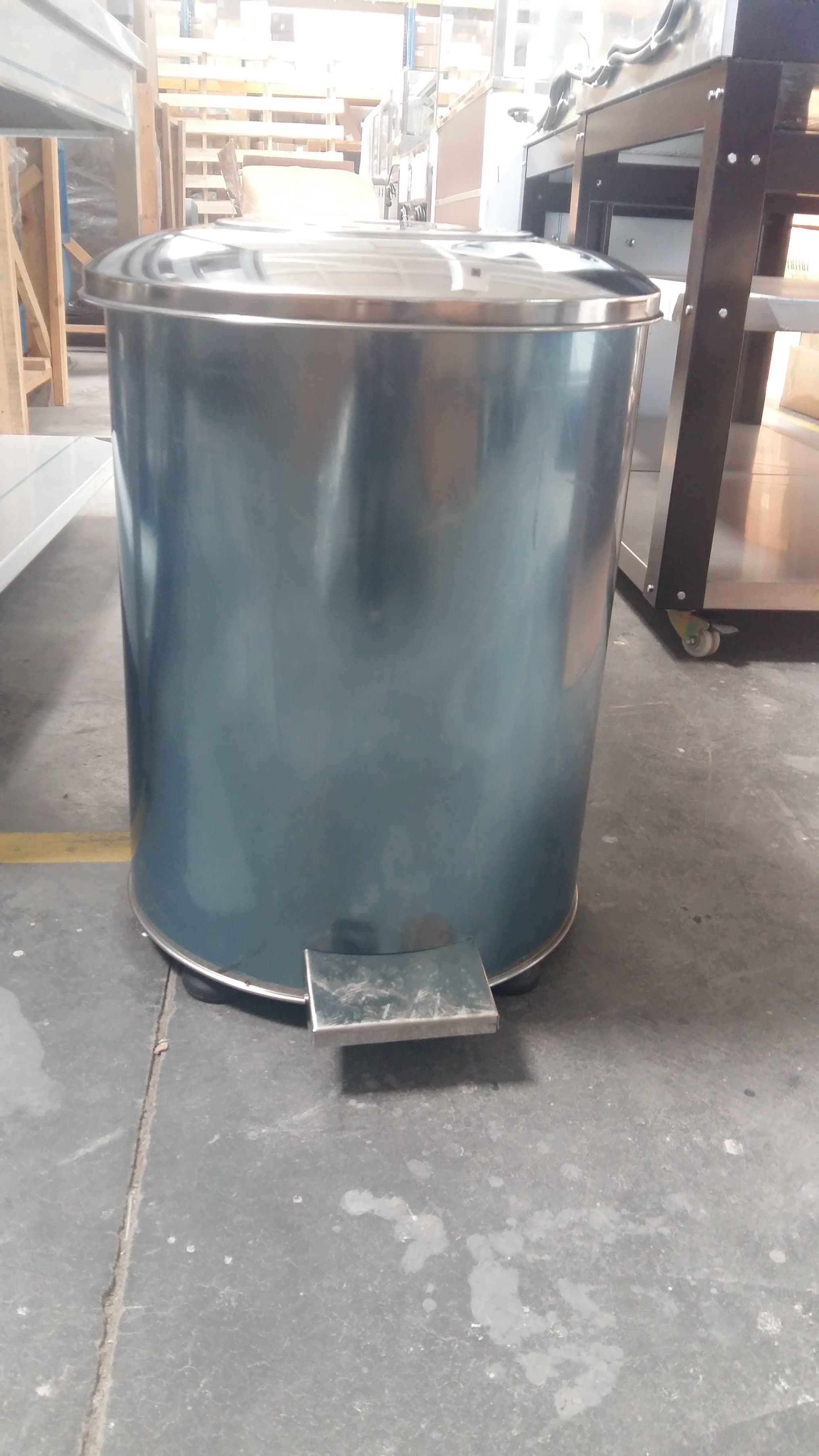 Cos de gunoi inox cu pedala, Sector 2 - Bucuresti - imagine 3 - popic.ro