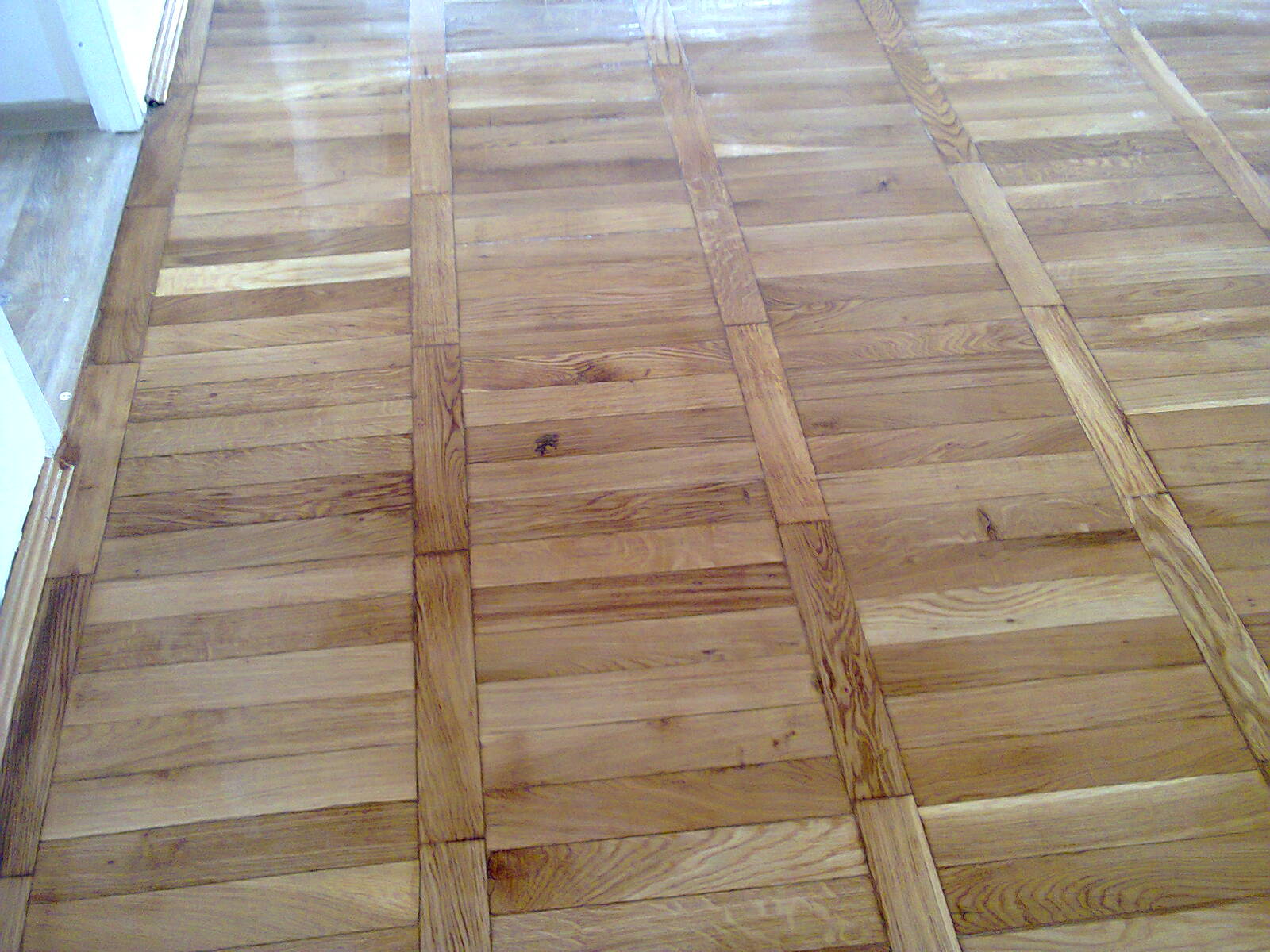 Reconditionare parchet masiv, Brăila - Braila - imagine 2 - popic.ro