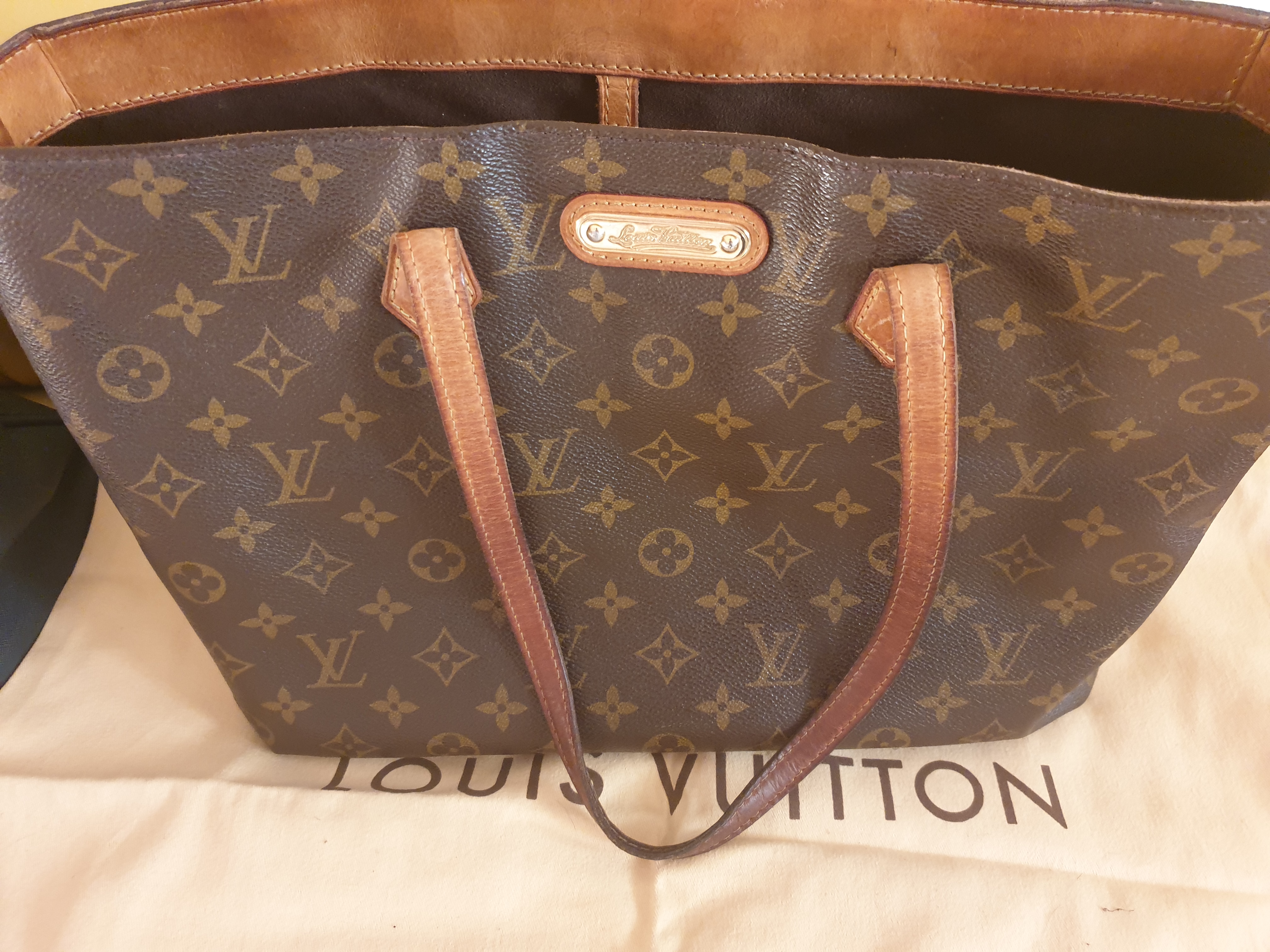 Geanta Louis Vuitton Neverfull originala, Bacău - Bacau - imagine 1 - popic.ro