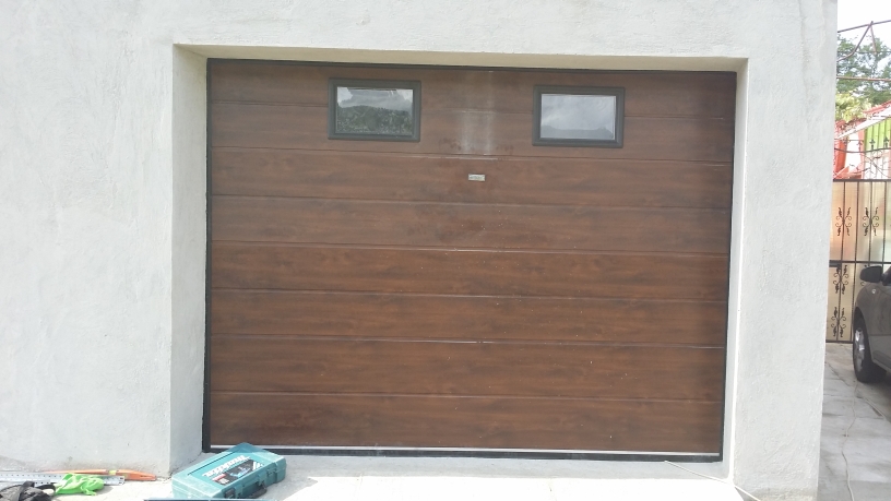 Usi garaj sectionale cu motor slatina,bals,corabia,caracal,draganesti, Slatina - Olt - imagine 1 - popic.ro