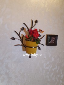 Suport din fier forjat  pentru o floare, Sector 6 - Bucuresti